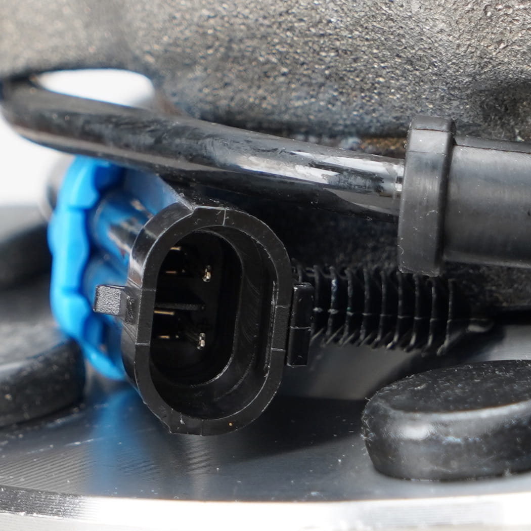 Hanhub 515086 Mol Roth Tosaigh agus Tionól Bearing comhoiriúnach le Chevy Avalanche 2500 Silverado 1500 HD Classic Silverado 2500 Silverado 2500 HD Classic Fo -Bharban 2500 Sierra 1500 HD Classic Sierra 2500 Sierra 2500 HD Classic Yukon XL 2500 Athsholáthar Br930626 FW786 150670 1511240 1511240 15112670 15225751 8-lug